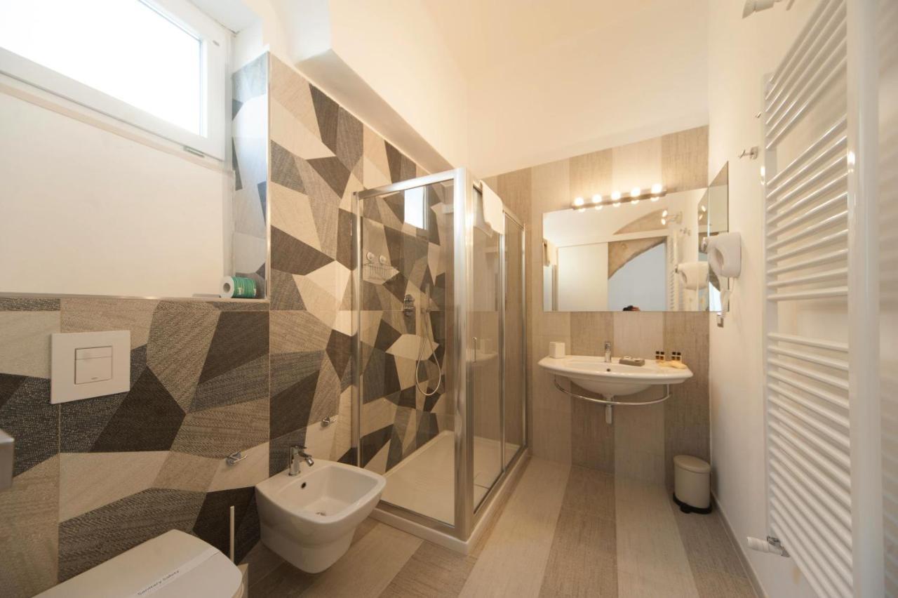 Bed and Breakfast La Cattedrale Dai Tetti Trani Exterior foto