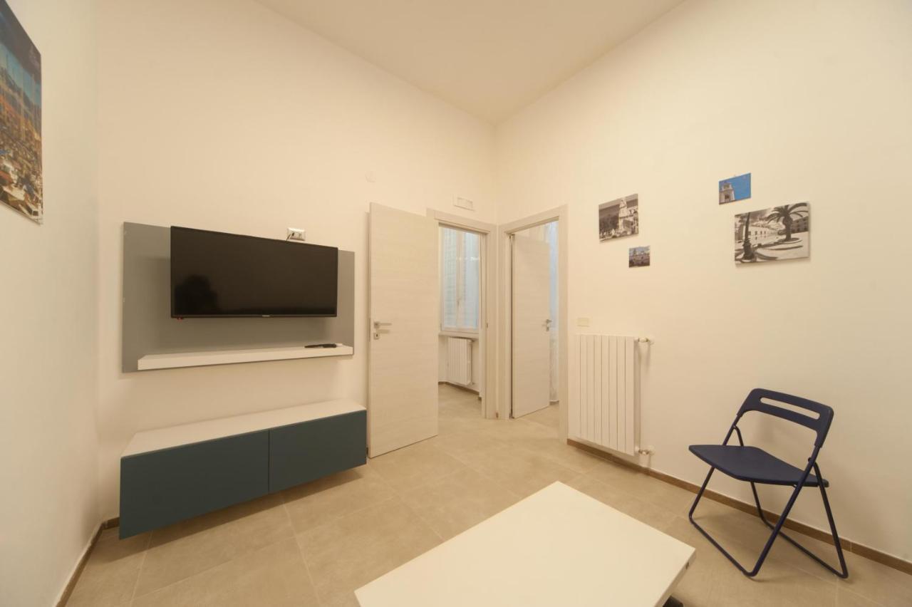 Bed and Breakfast La Cattedrale Dai Tetti Trani Exterior foto