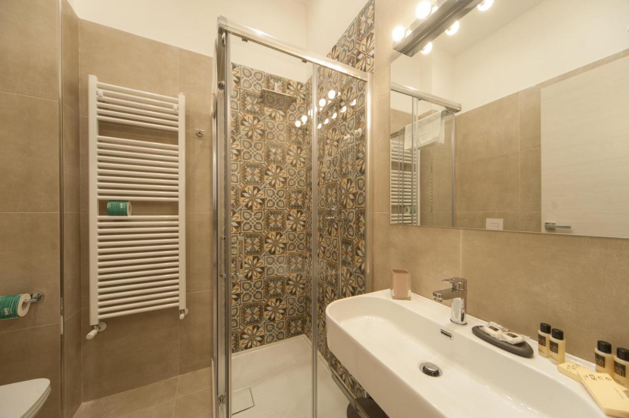 Bed and Breakfast La Cattedrale Dai Tetti Trani Exterior foto
