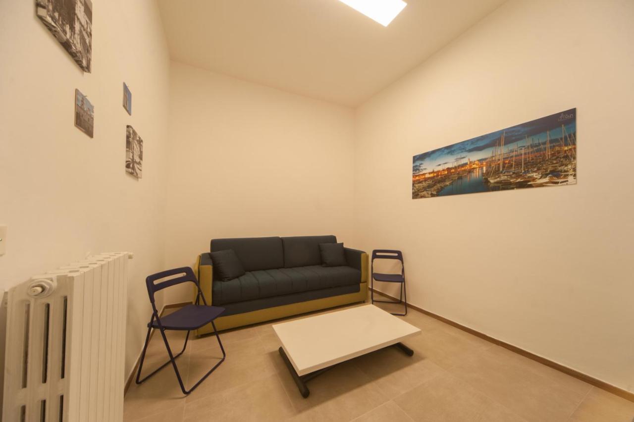Bed and Breakfast La Cattedrale Dai Tetti Trani Exterior foto